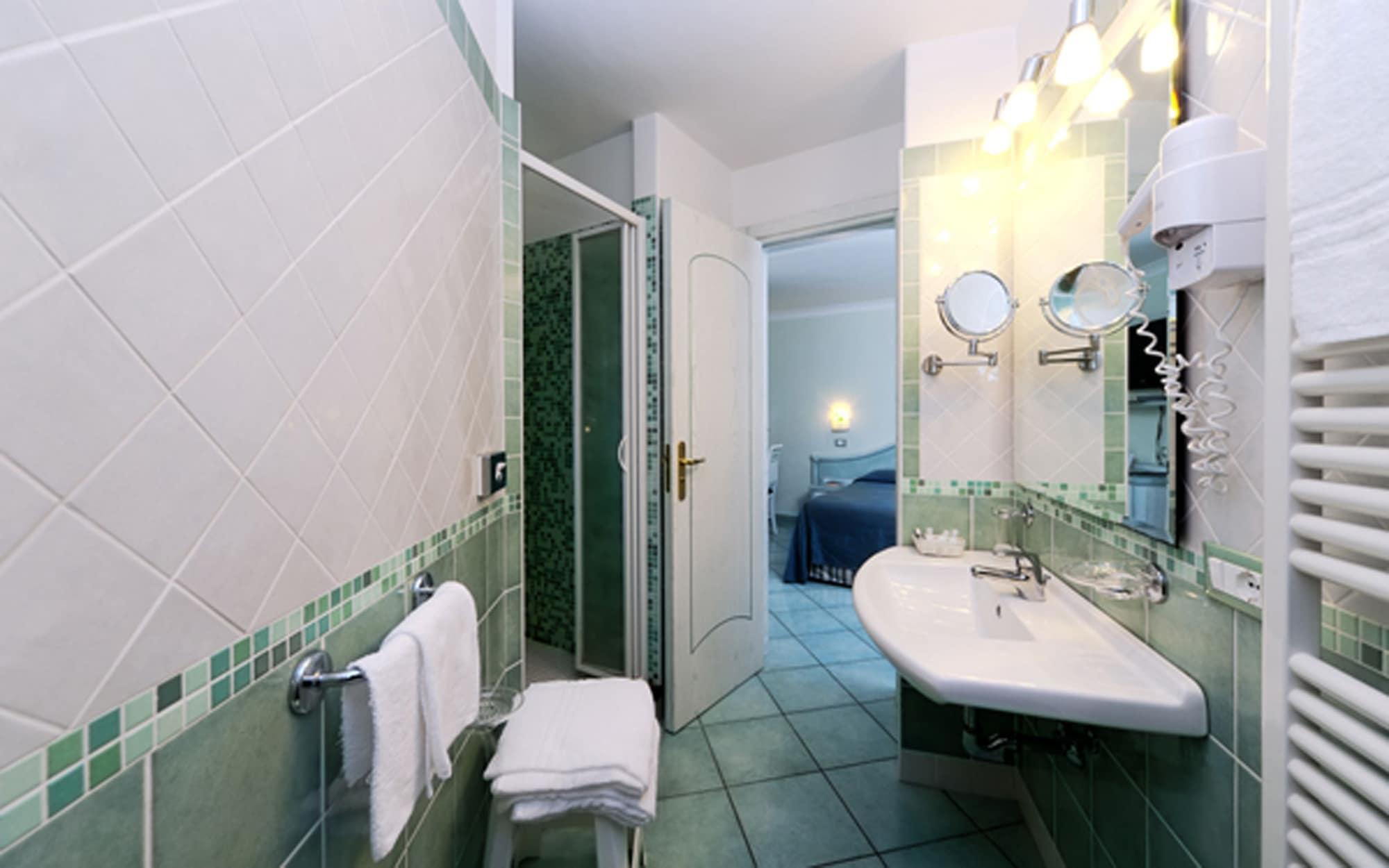Hotel Bellevue Benessere & Relax Іскія Екстер'єр фото